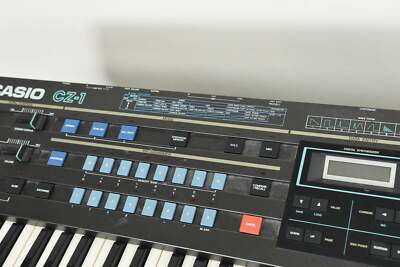 Casio CZ-1 61-Key Keyboard Synthesizer with Carrying Case CG006Q7