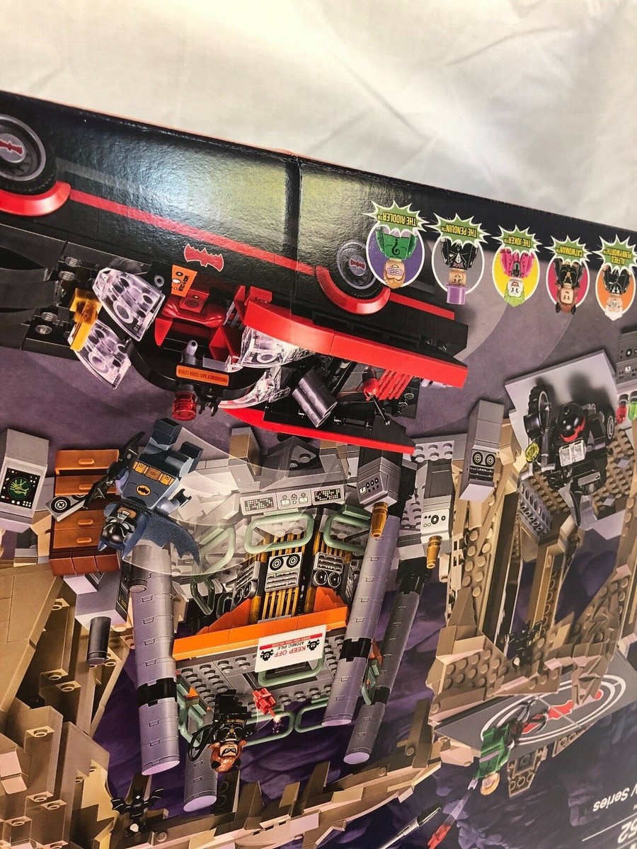 LEGO BATMAN CLASSIC TV SERIES BATCAVE 76052 DC COMICS SUPER HEROES