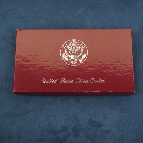 1983-S US Mint Olympic Silver Dollar Los Angeles XXIII Olympiad - Free Ship US - Picture 5 of 6