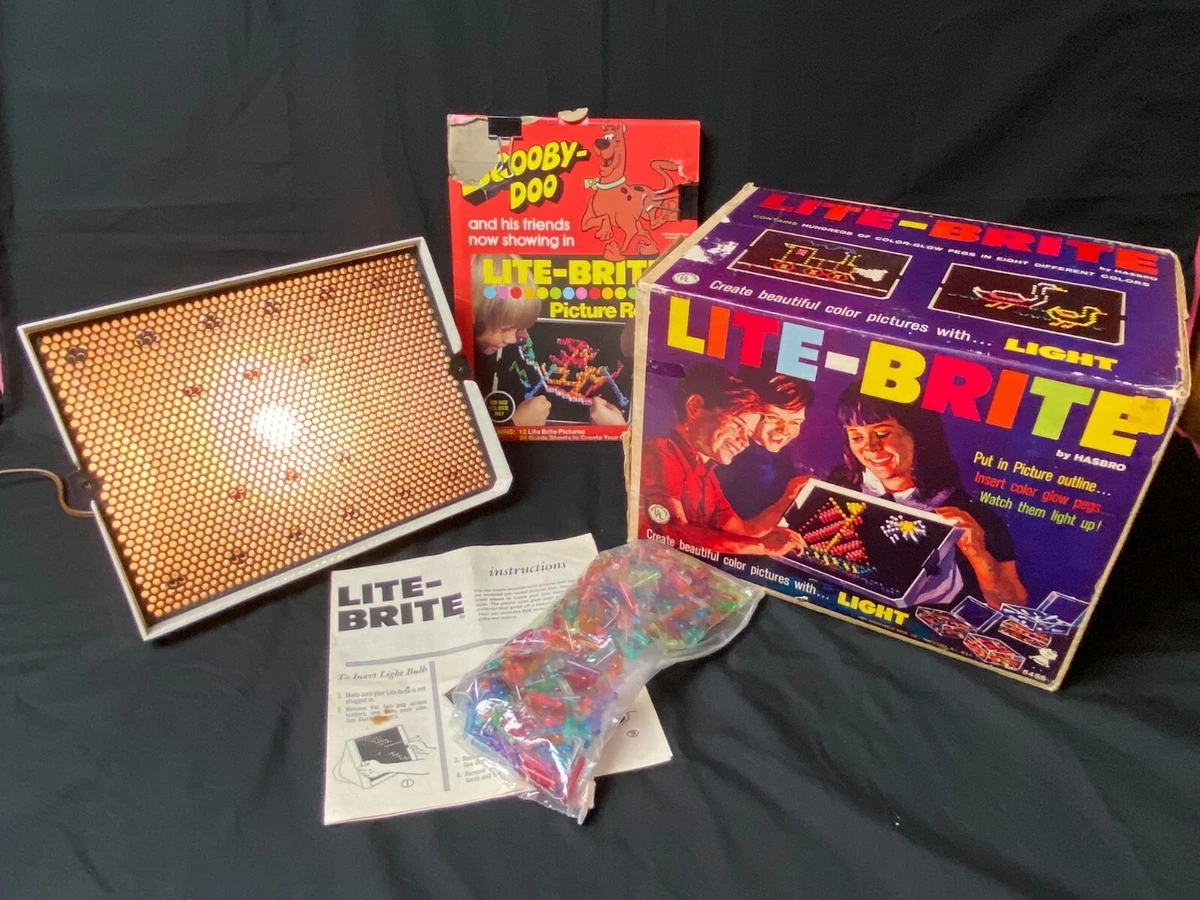 Lite Bright - Classic 80's Vintage Style Toy - Draw with Pegs and Ligh