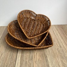 Sundry Storage Basket Fruit Bread Serving Tray Heart-Shaped Woven Storage Basket