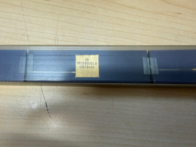 MC68000L8 - MOTOROLA - 16-Bit Microprocessor