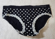 Victoria's Secret Hip Huggers Panty Black White Dots Medium NWT Vintage 2012
