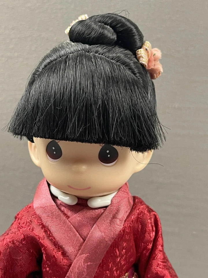 Precious Moments * Muñeca Children Of The World 9" Sachiko Japón - Con soporte Foto 2 de 4