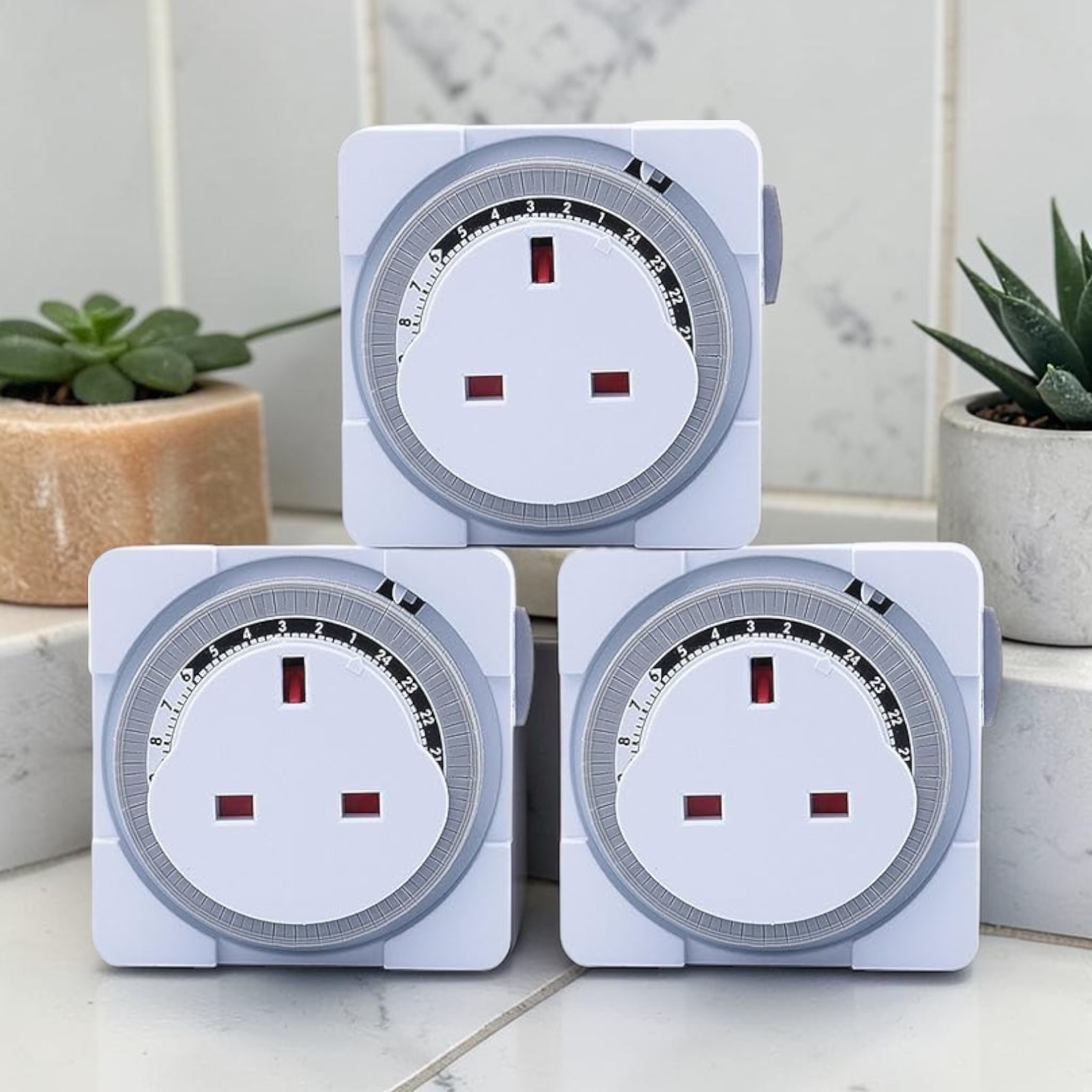 Mechanical Timer Socket 24 Hour Programmable Switch Plug Energy Saving 3 Pack