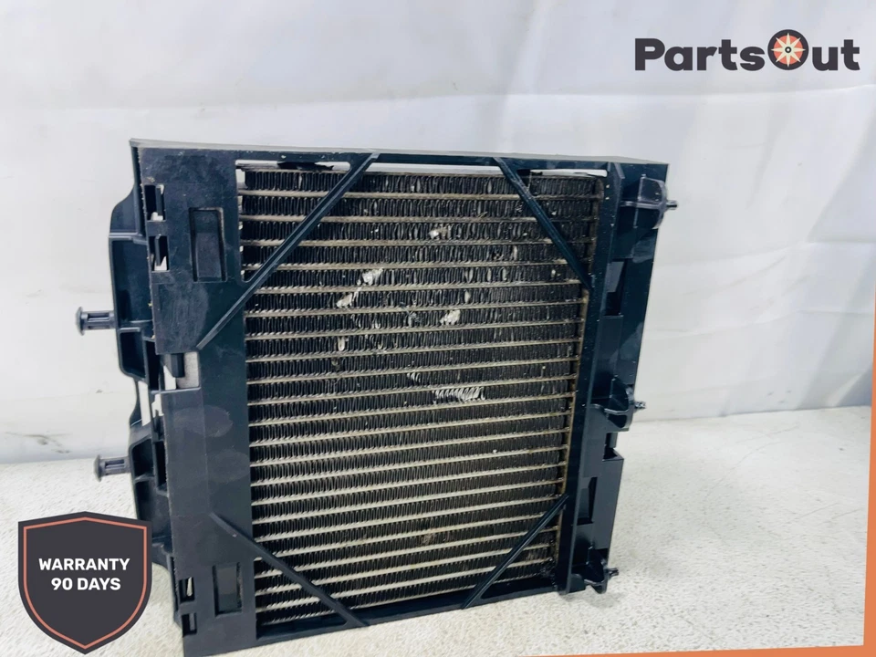 2009 - 2015 BMW 740i Right Engine Oil Cooler Radiator 7572542, P8413002 OEM - Image 3 of 4