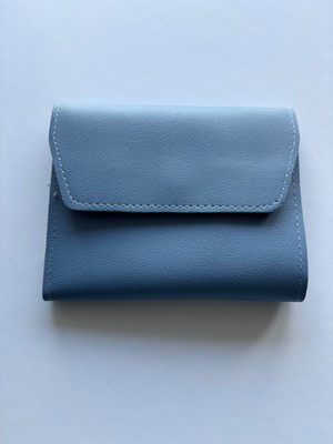 Nail manicure set -16 pieces -soft blue case