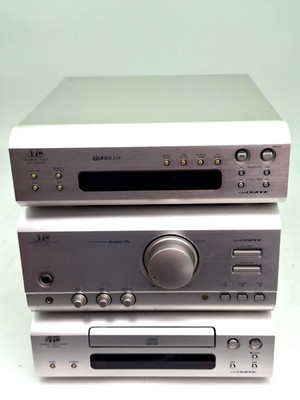 Kompaktanlage JVC F3000 mit Tuner, Amplifier und CD-Player  - AV002847