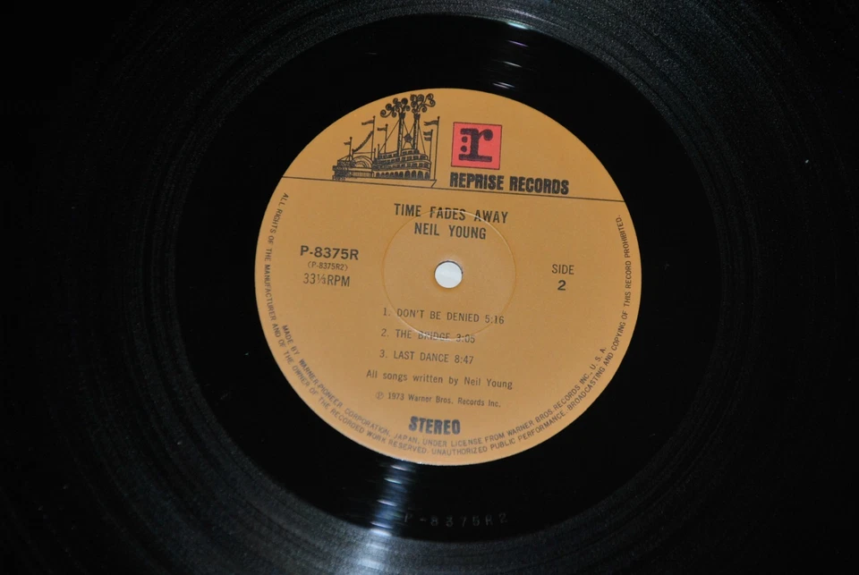 NEIL YOUNG TIME FADES AWAY - REPRISE P-8375R 1973 LP JAPAN OBI NM POSTER 1A ED. - Image 2 of 2