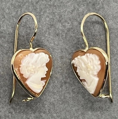 14kt Gold Corniola Heart Cameo Earrings 12mm - Made in Torre del Greco