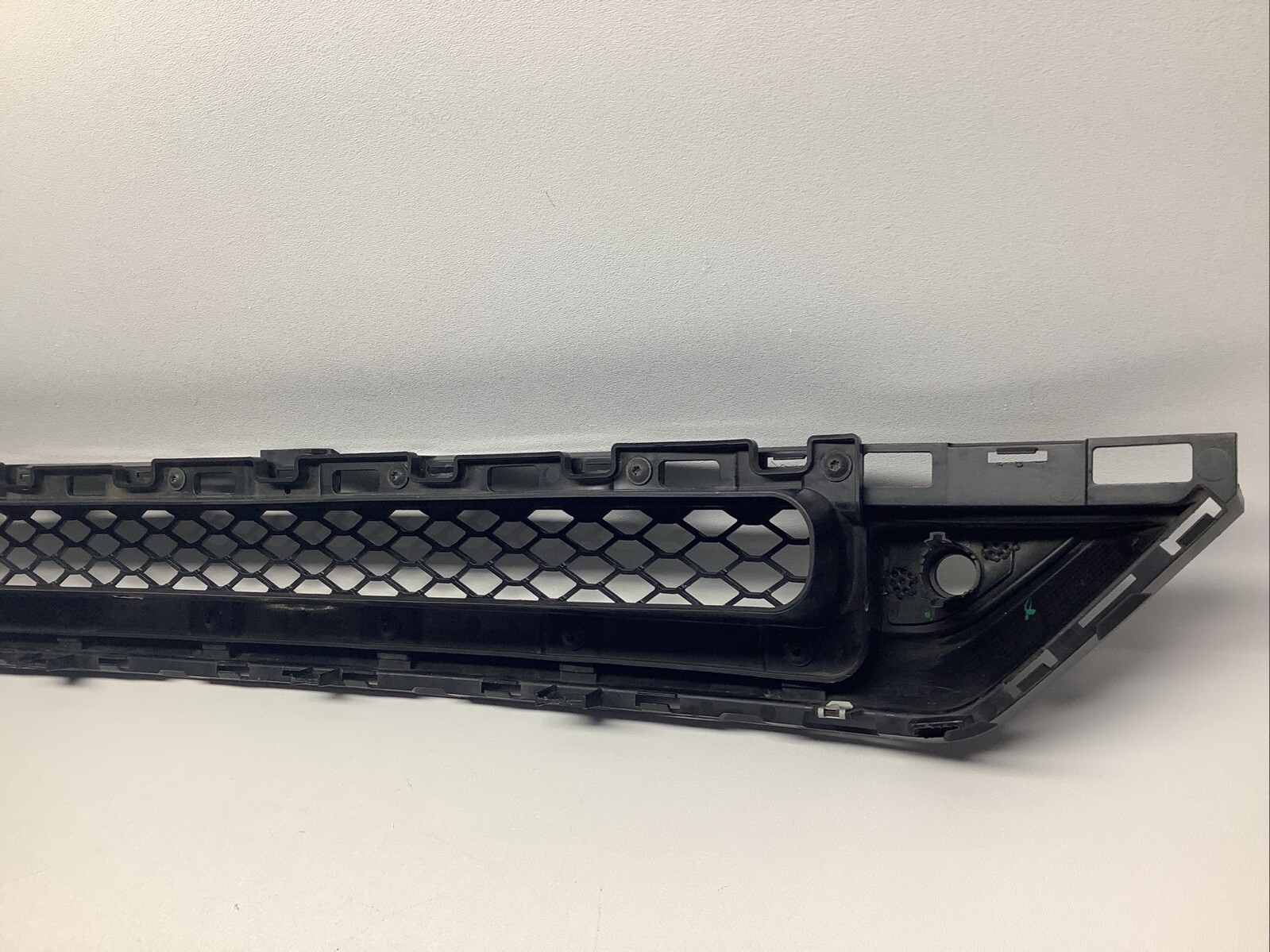 2023 2024 Maserati Grecale Bumper Lower Grille OEM