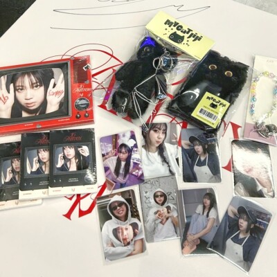 ＢＥＳＴＩＥ　 Ｊｕｎｇ Ｙu Ｊi　 トレカ【希少】 s-l400.jpg