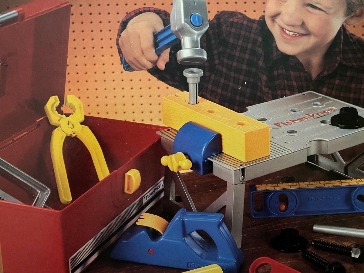NEW Rare Vtg 1991 Fisher Price 7176 ACTION TOOL BOX Bench SAW