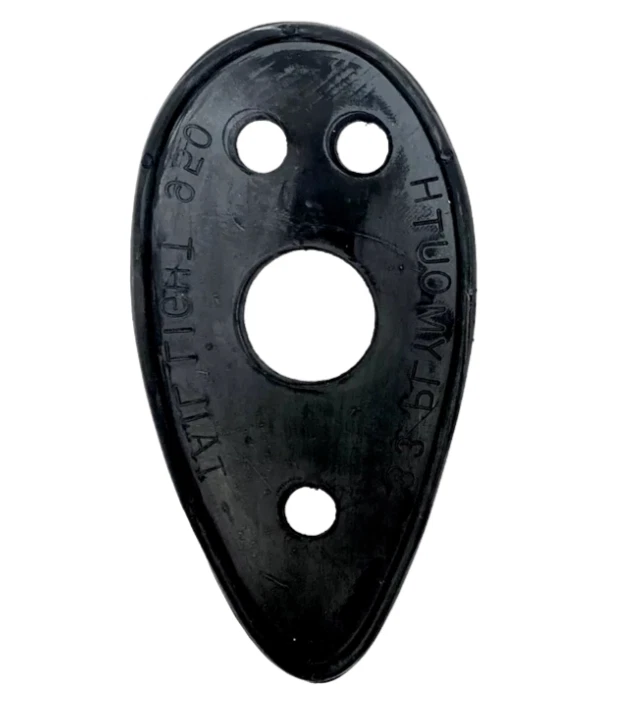 Пара резиновых накладок на задние правые и левые задние фонари для 1933 Plymouth PC PD - Изображение 3 из 4