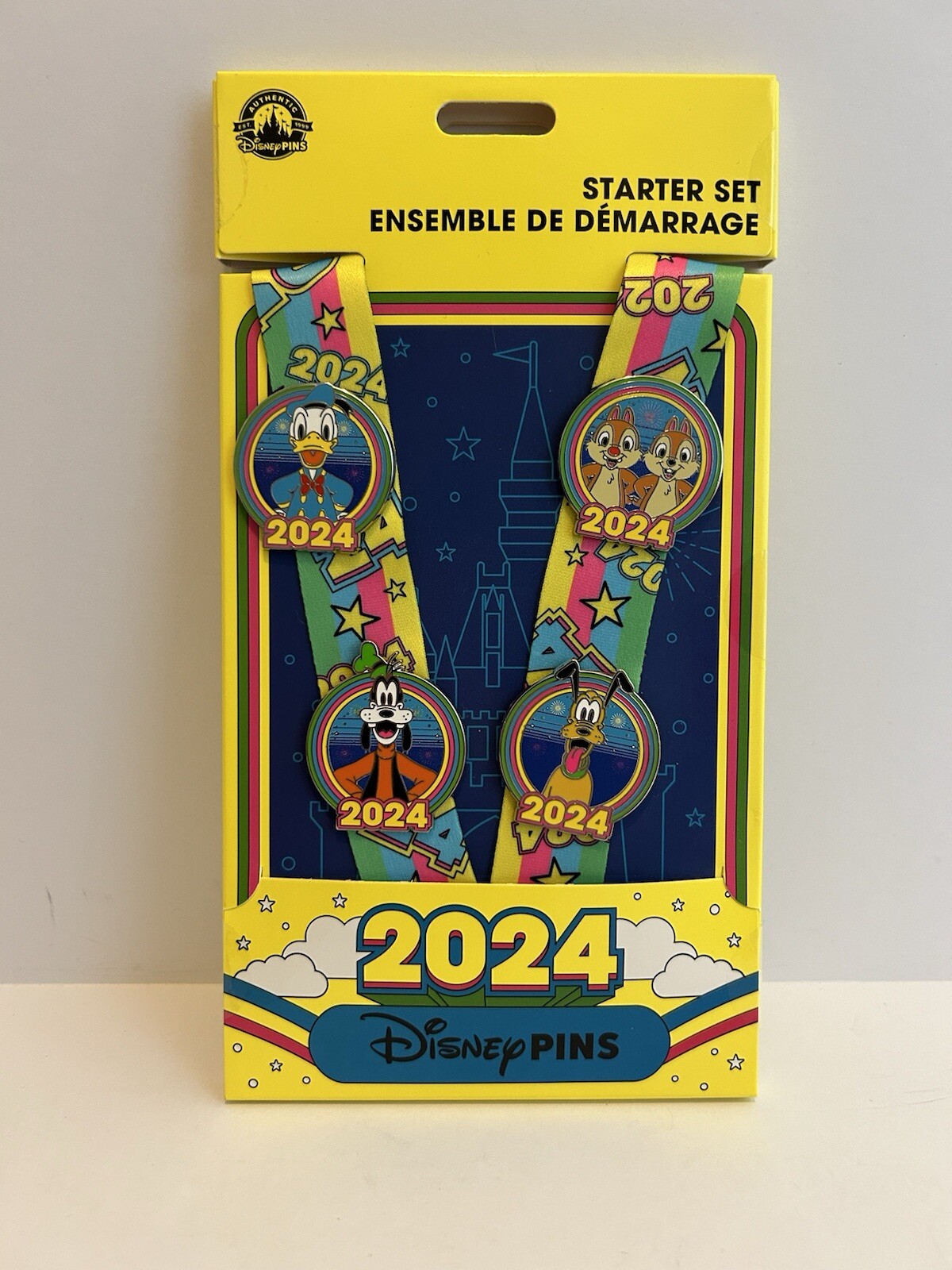 2024 Disney World 4-Pin Lanyard Set Featuring Donald Pluto Goofy Chip & Dale