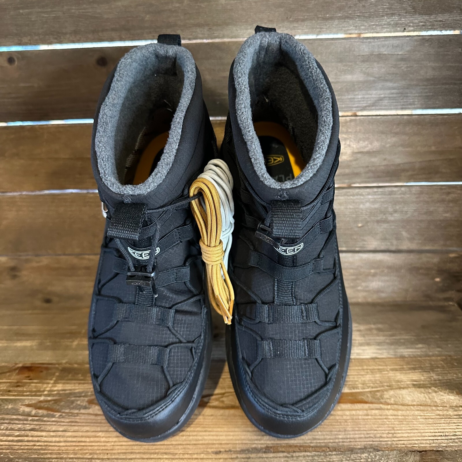 Stivaletti da neve invernali nuovi da donna Keen Uneek SNK II neri chukka taglia 8 5 M