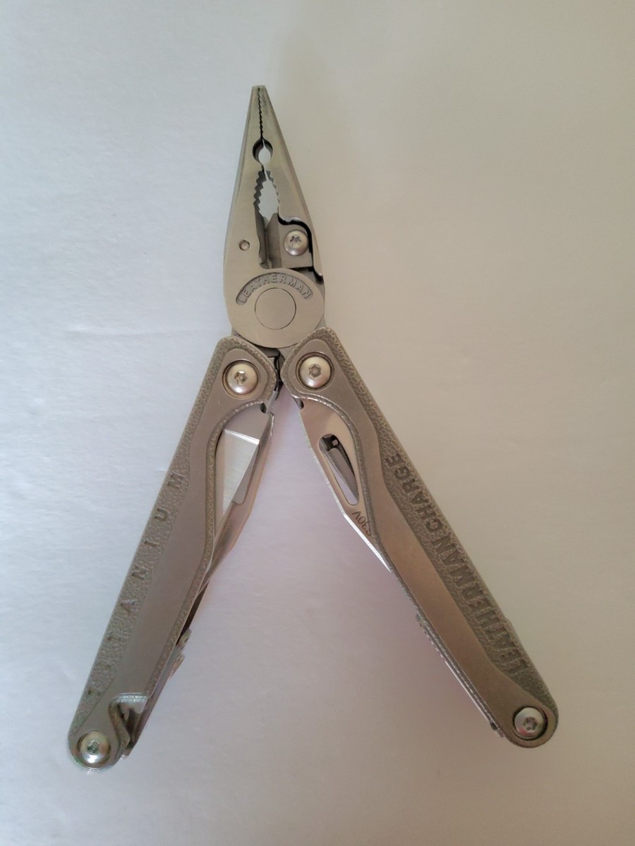 D3【used美品】LEATHERMAN CHARGE+ TTi マルチツール Charge+ TTi - Titanium Multi-Tool | Leatherman