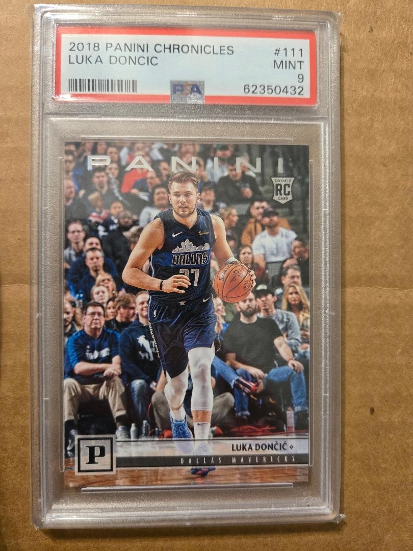 2018 PANINI CHRONICLES LUKA DONCIC #111 ROOKIE CARD GRADED PSA 9 MINT