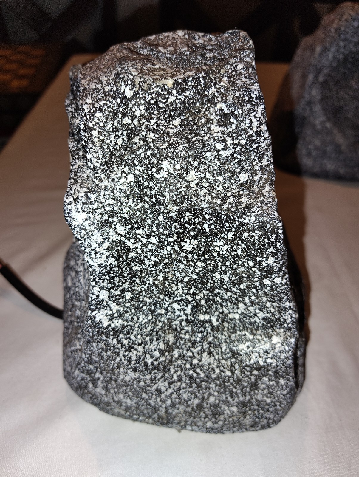 Theater Solutions Outdoor Granite Rock 2 Speaker Set Yard Spa 7 1/2" Tall