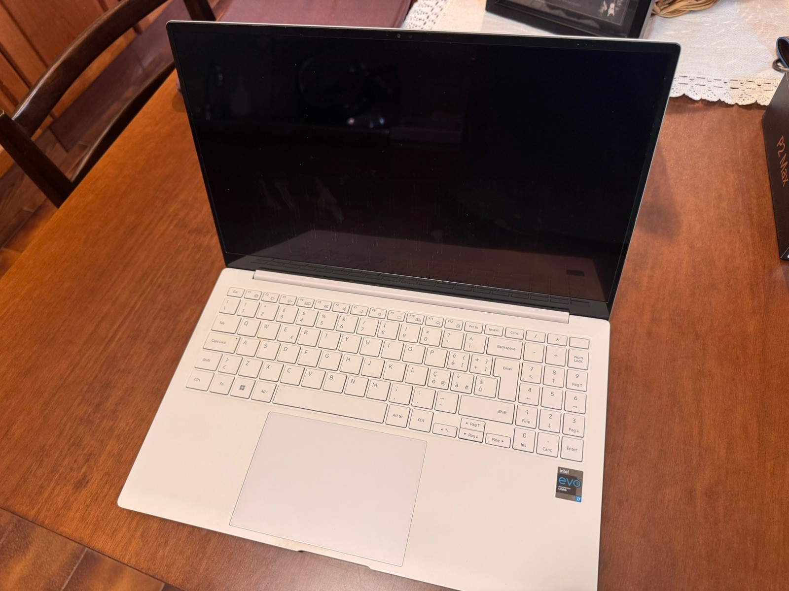Samsung Galaxy Book2 Pro Special Edition Argento in ottime condizioni 14"