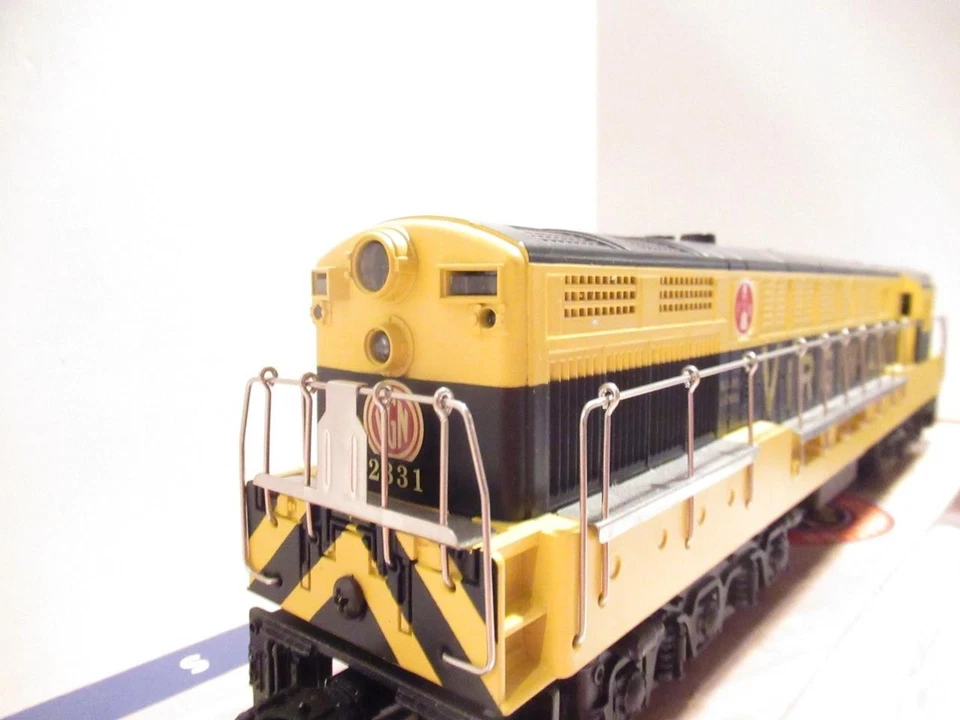 LIONEL PWC 18327 BLACK & YELLOW VIRGINIAN FM TRAINMASTER W/TMCC - NEW- H1W - Image 3 of 4