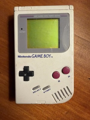 Nintendo Game Boy DMG-01 Gray Handheld Dot Matrix Display Stereo Sound 1989