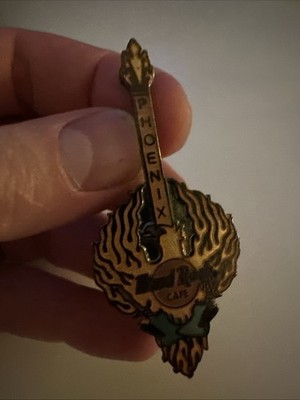 Hard Rock Cafe Pin   Phoenix Guitar, Flames Solid Many Other Pins Avail