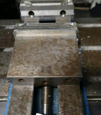 KURT D688 6" AngLock Vise 8.8" W/rotary table,Speed Handle,Parallels & Work Stop
