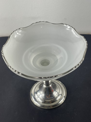 Vintage Frank Whiting Sterling Silver Footed Cased Milk Glass Compote 6.5 Inches - Picture 4 of 8