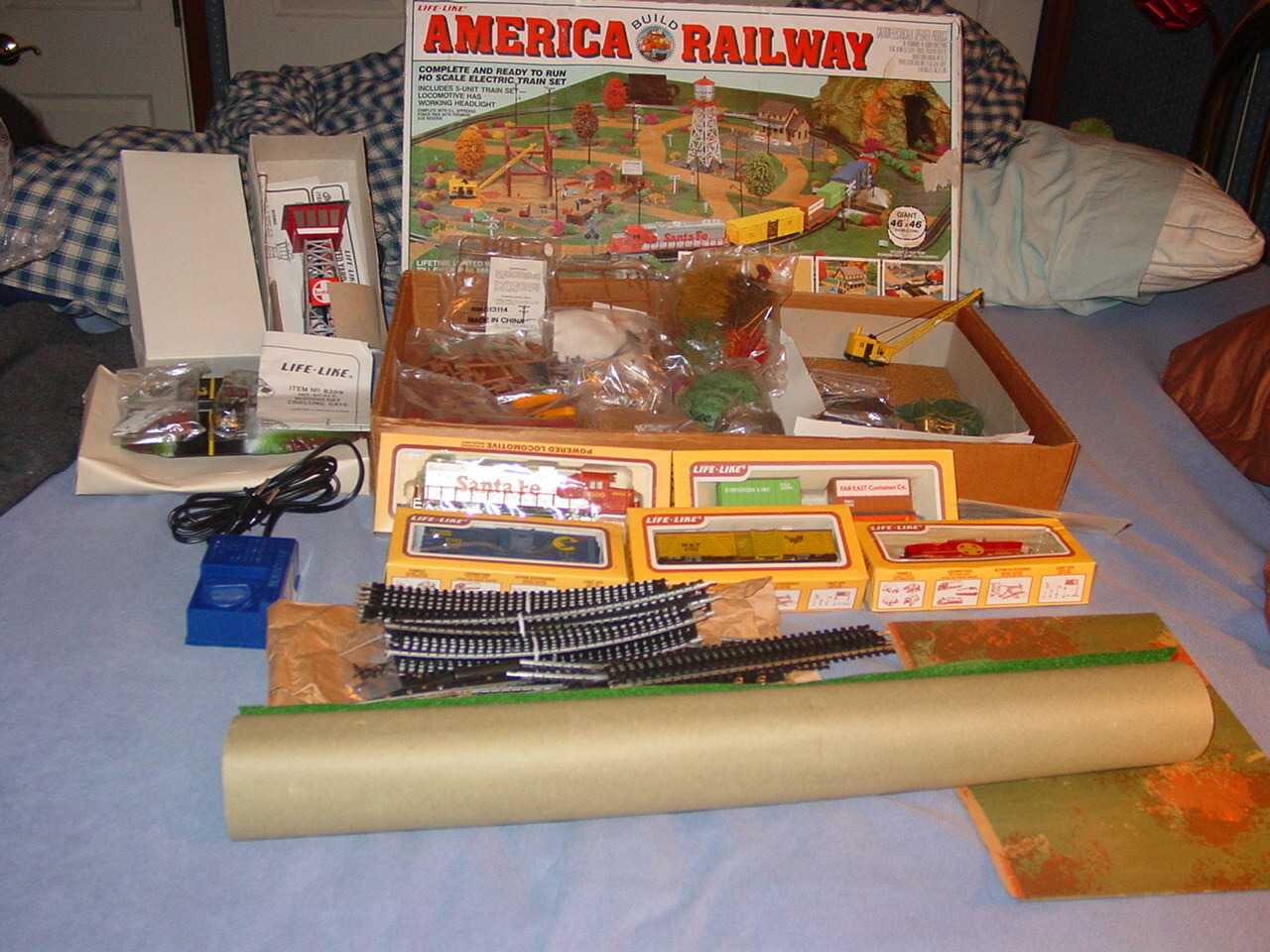 electric train table
