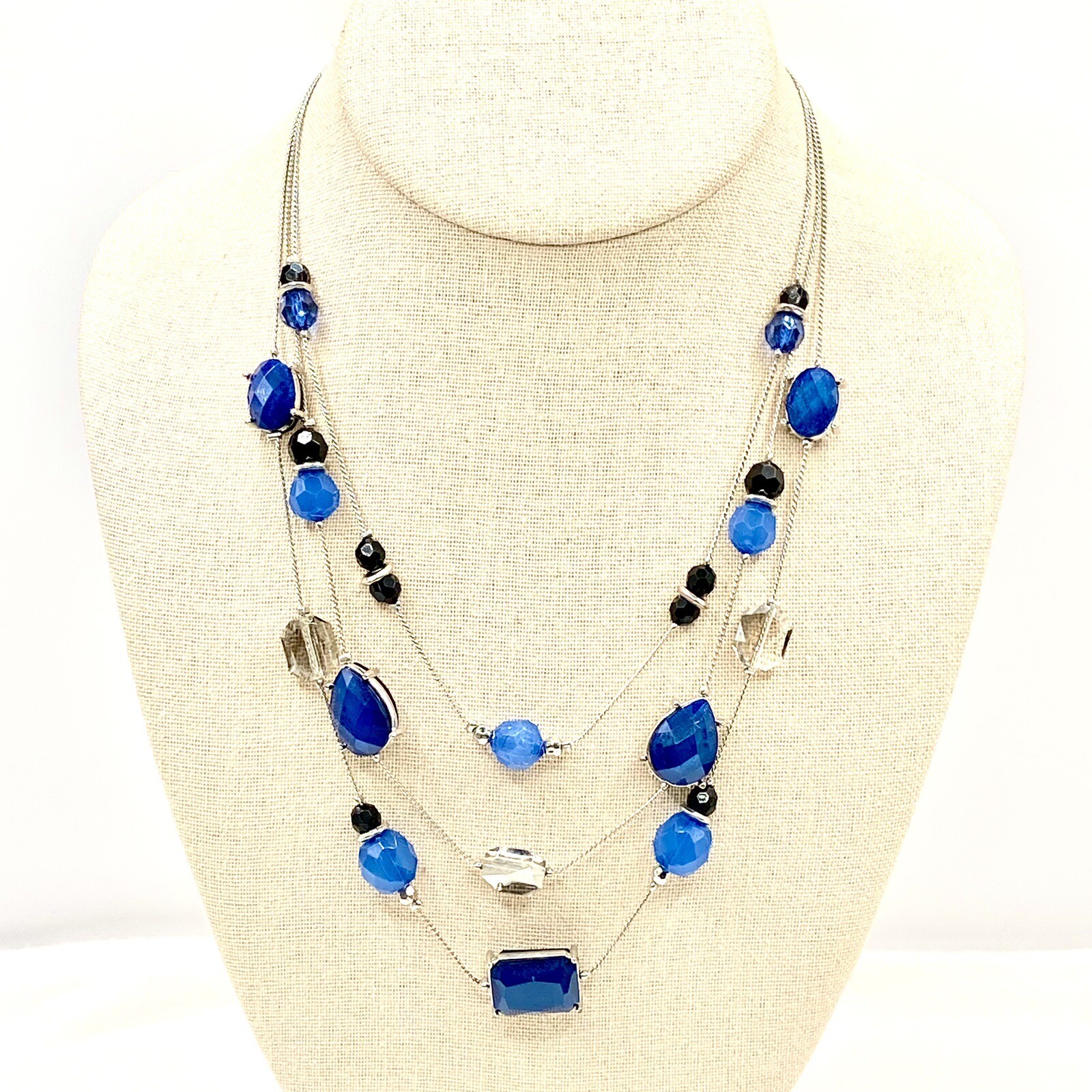 Vintage NY Silver Tone Choker with Tri Chain and Blue Faceted Beads for Beach Looks