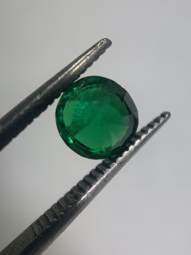 Grenat Tsavorite Superbe Couleur Vert Vif 1,07ct Kenya Garnet FMG Gemstones - Picture 5 of 7