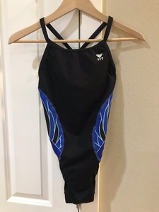 tyr women's phoenix maxfit back swimsuit
