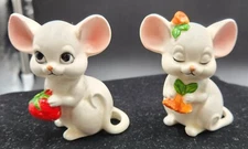 2 Vintage Lefton White Mice Holding Fruit Japan MCM Mouse Kitsch 