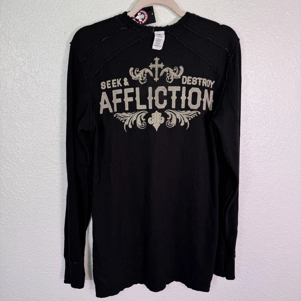 Camisa Térmica Affliction Para Hombres Grande Reversible Camiseta Ira Divina Y2K Grunge NUEVA Foto 4 de 4