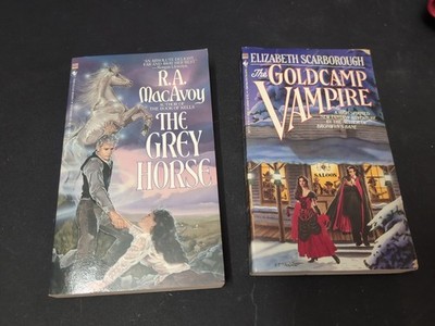 Fantasy PB Goldcamp Vampire by Elizabeth Ann Scarborough Grey Horse MacAvoy Lot 