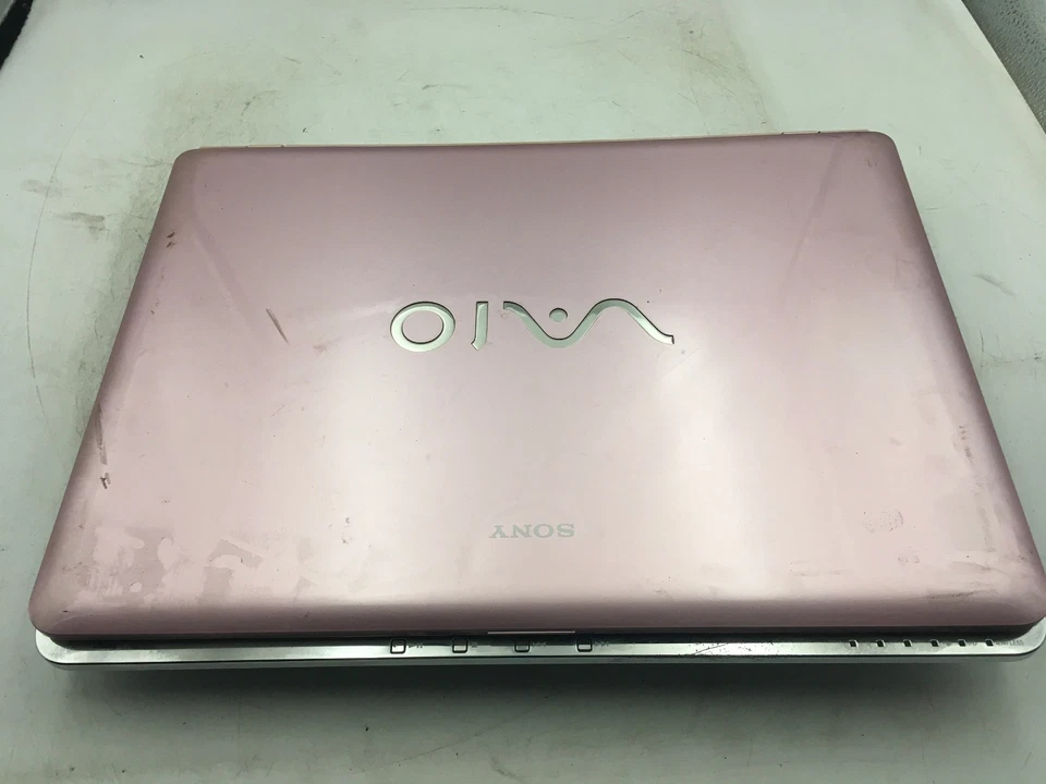 SONY VAIO PCG 5J2L - BOOTS TO BIOS - INTEL CORE 2 DUO T5500 - 2GB RAM - READ -BB - Image 4 of 4