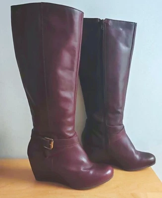 Bottes en cuir hautes bordeaux à talon compensés, automne hiver - Photo 1/4