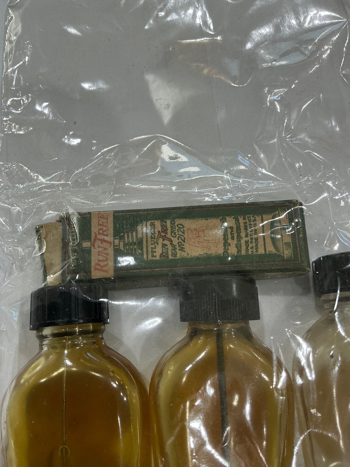 Vintage Pflueger Fly Reel Oil set