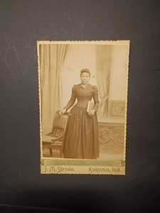 1891 Cabinet Card Photo African American Woman