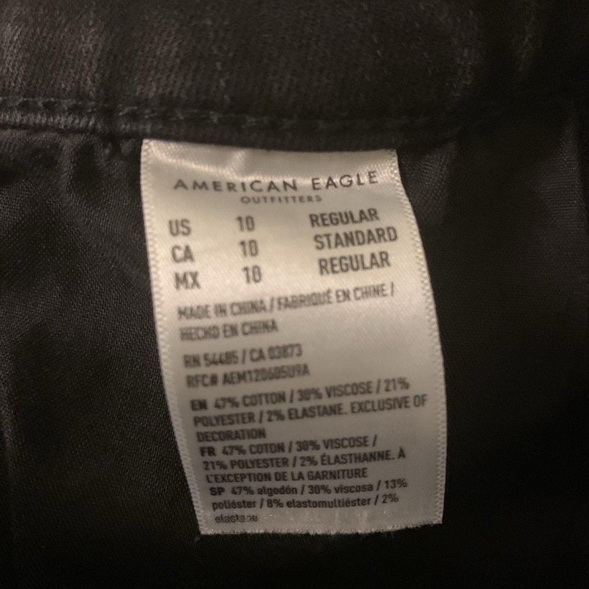American Eagle Outfitters Black Dark Wash High Rise Jeans! Flaw On Leg!Size 10! View 3