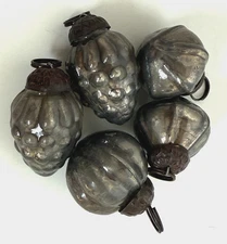 Creative Co-Op 5 Vintage Look Distress Mercury Glass Ornaments Smoky Gray 1"