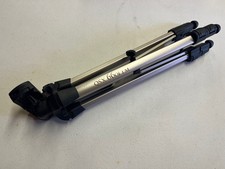Tripod Quantaray QSX 6601 Aluminum Collapsibl...