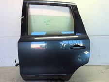 Porte arrière et accessoires Nissan NOTE