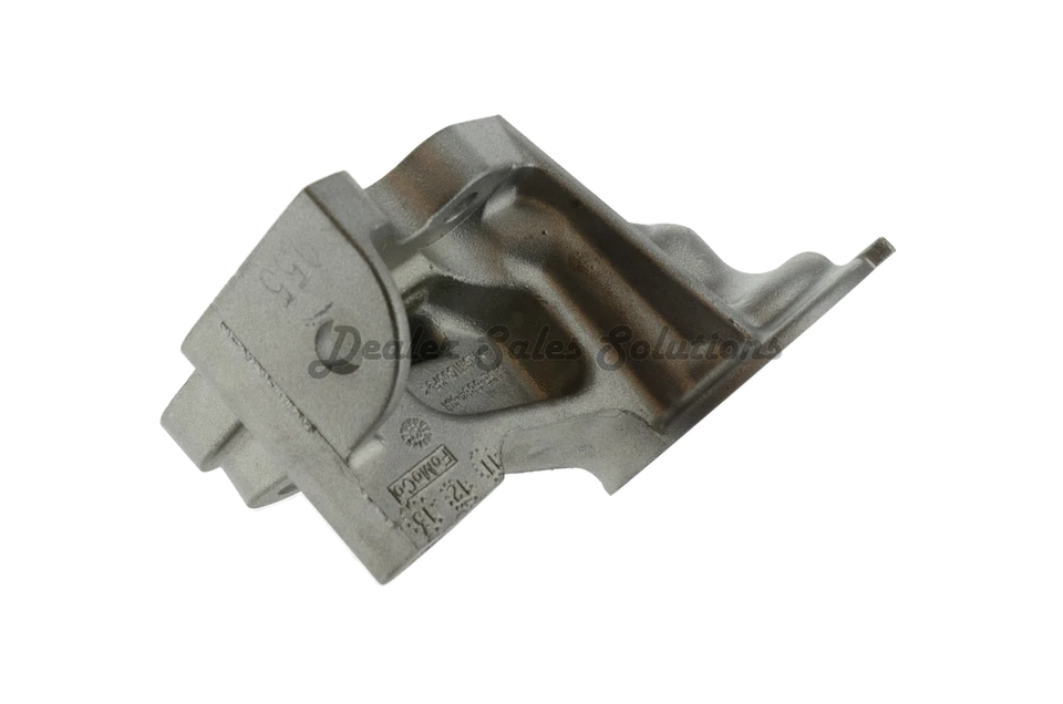 Nuevo adaptador de filtro de aceite de motor genuino Ford Mustang (2011-2014) OE BR3Z6881M Foto 3 de 4