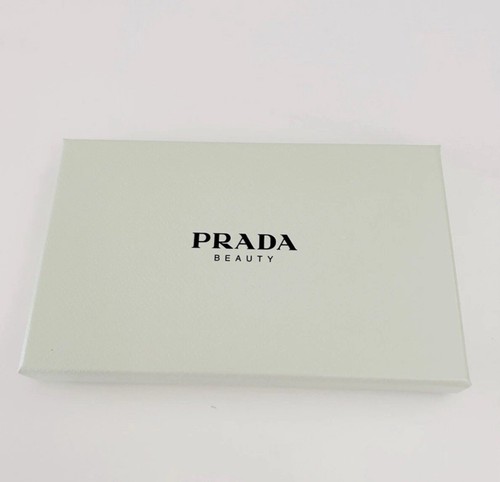 Breloque beauté Prada 2 pièces pour téléphones, clés, sacs - Photo 6 sur 8