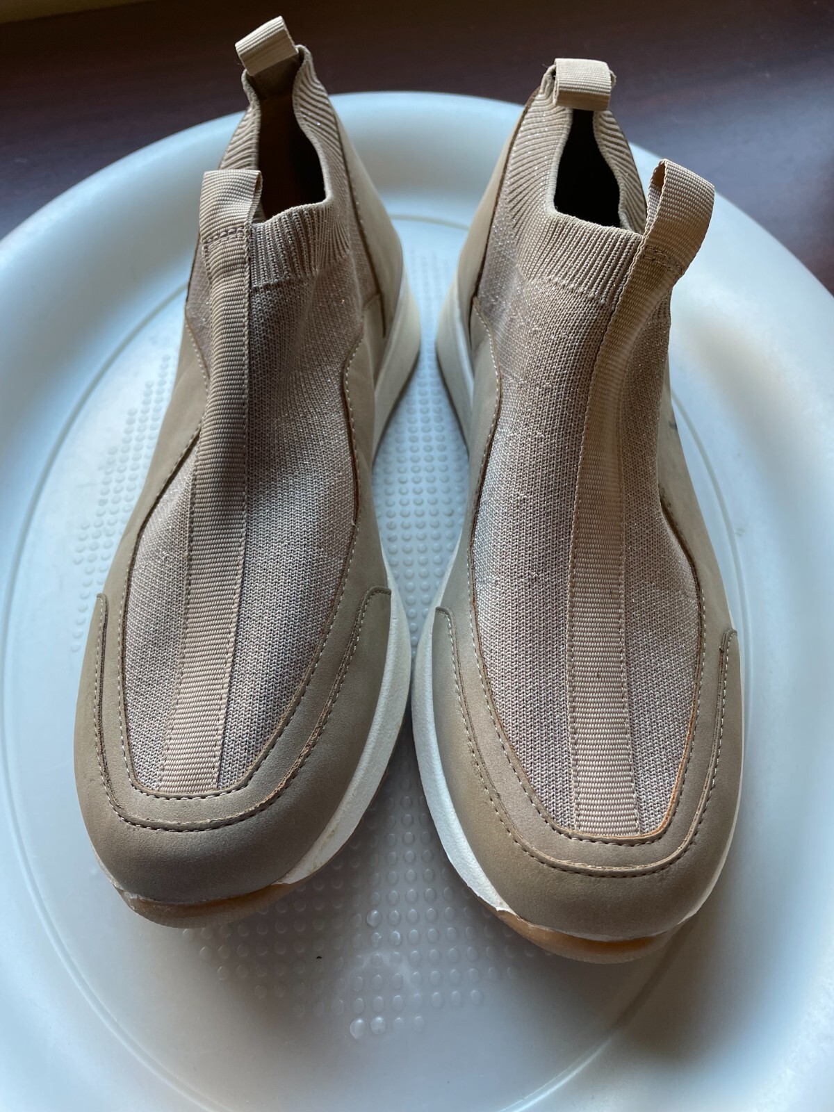 nordstrom rack olukai mens