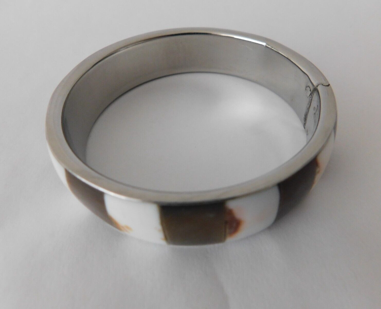 Shell Bangle One Piece Bracelet Brown White Multi… - image 3