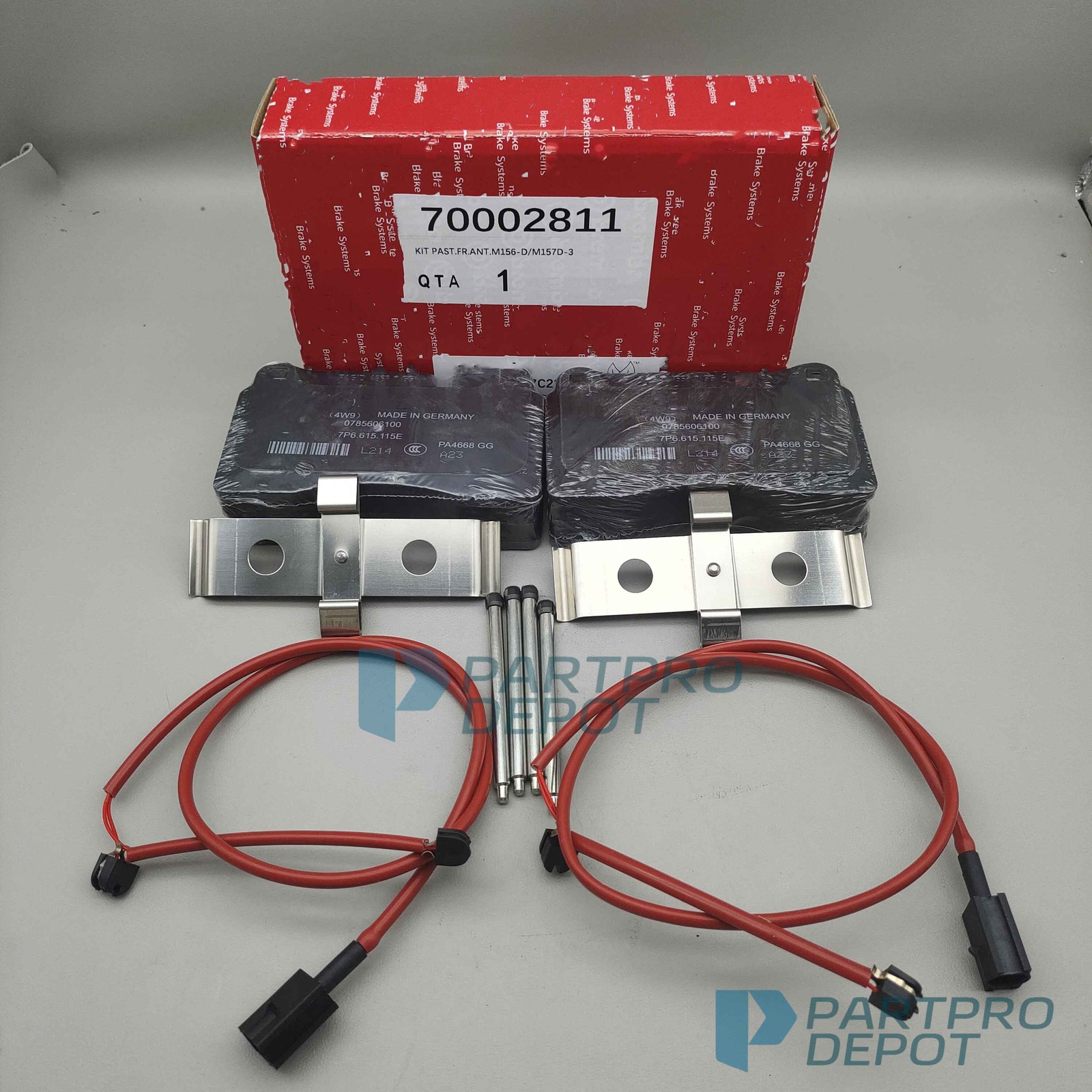 70002811 Rear Brake Pad Kit With Springs & Sensors For Ferrari California 09-14