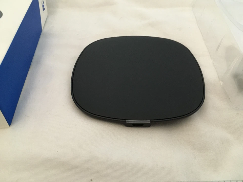 NUEVO Just Wireless Qi Wireless 10W Almohadilla de Carga Cable de 4 pies Apple Android - NEGRO Foto 2 de 4